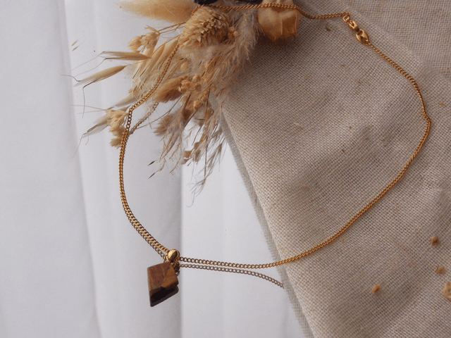 Collier losange boisé | Artisanat Isère